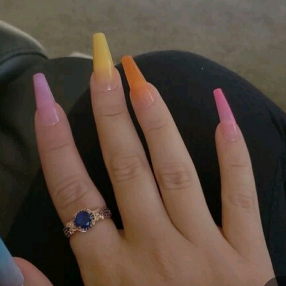 Multicolored rainbow nails - Picture 3 of 3